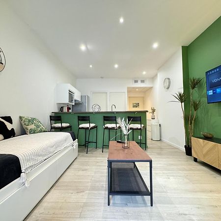 Tour D'Auvergne - Appartements En Plein Centre Ville, Proche De La Cathedrale Et De La Place De Jaude Clermont-Ferrand Buitenkant foto