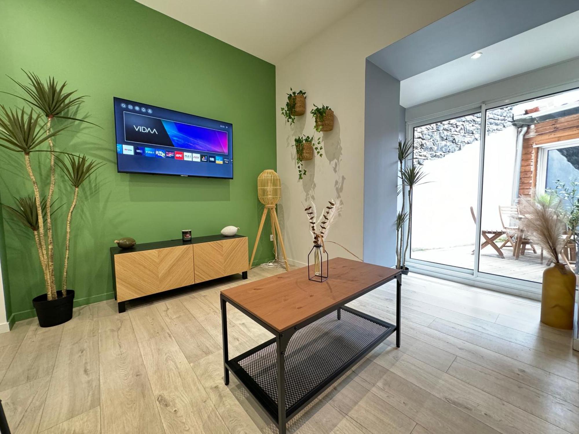 Tour D'Auvergne - Appartements En Plein Centre Ville, Proche De La Cathedrale Et De La Place De Jaude Clermont-Ferrand Buitenkant foto